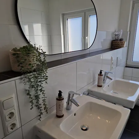 Moderne Mit Sauna *