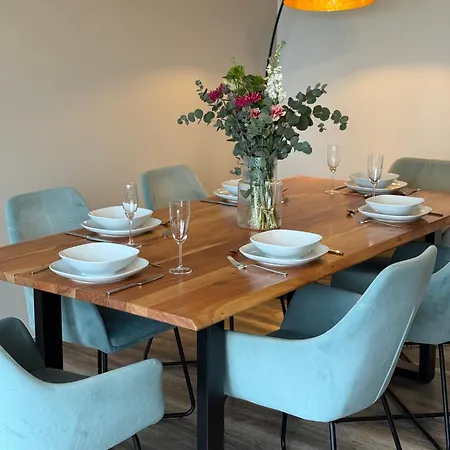 아파트 Moderne Mit Parkplatz Und Kaffeevollautomat